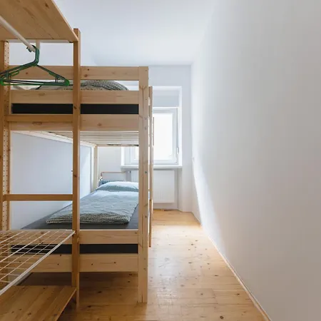 Midva Apartment